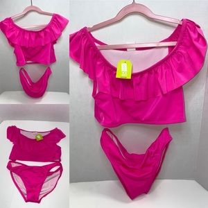 NWT Crasy 8 Swinsuit For 2 Pieces New